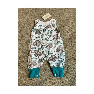 Elephant romper (unisex)